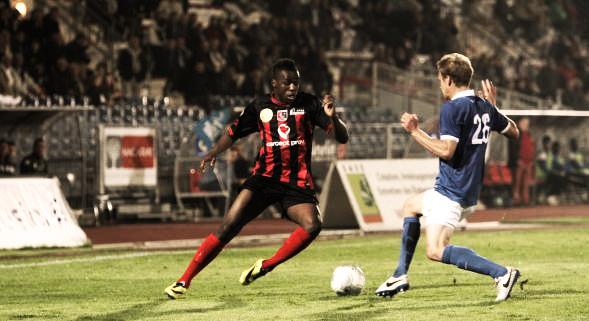 COMPOS ET INFOS SUR LES JOUEURS ET COACHS DE MARSEILLE CONSOLAT - Page 29 COXHeFqWEAAs_31