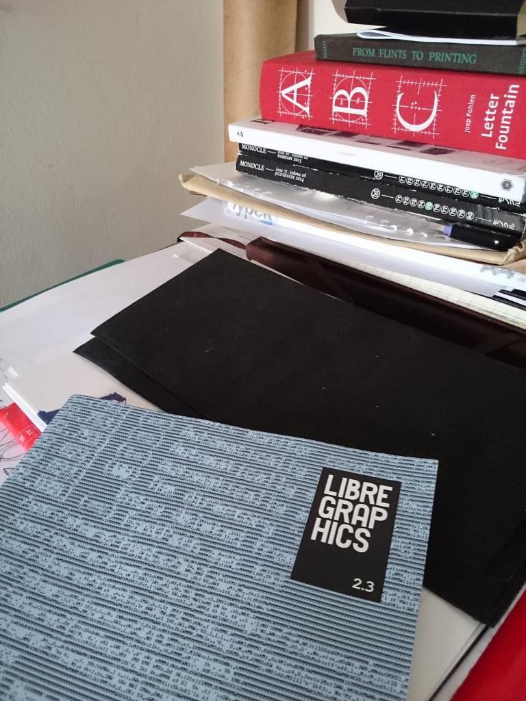 0xD7_'s tweet image. @libgraphicsmag finally my copy of your most recent issue in the mail #libregraphics #printnotdead