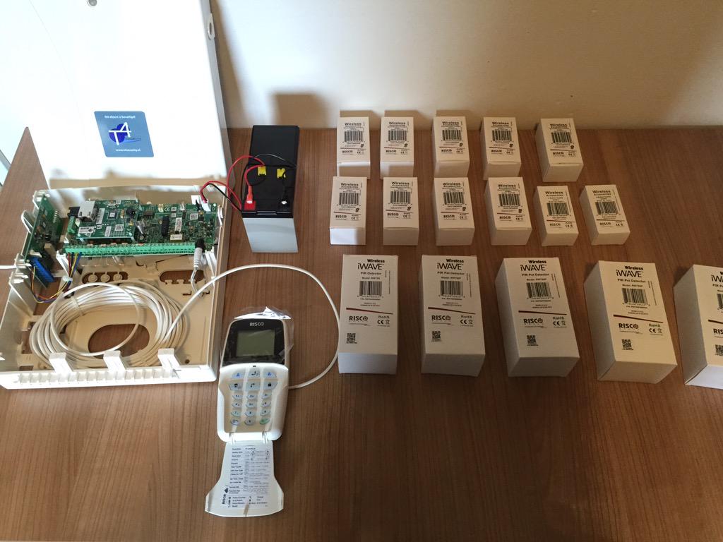 T4Security's tweet image. Wij zijn druk bezig met de voorbereidingen voor onze opdrachten in de Nederlandse Antillen.