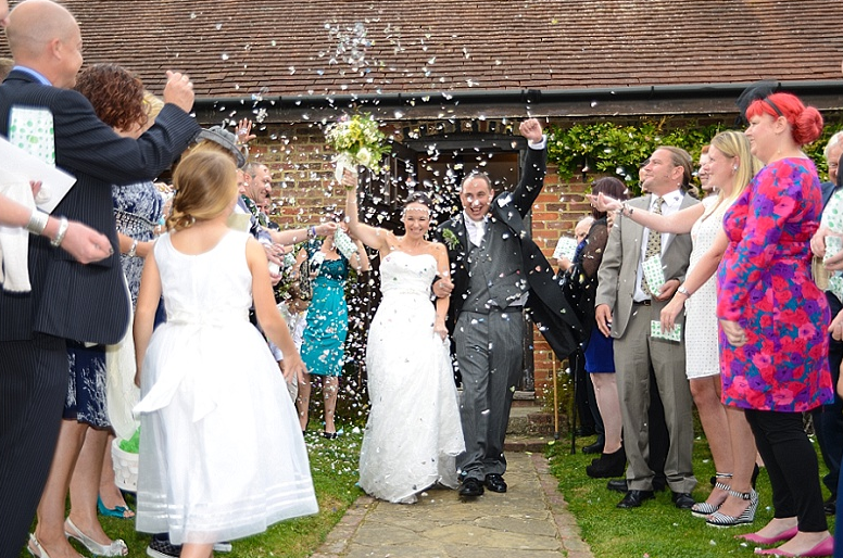 SeldenBarn's tweet photo. A beautiful wedding photographed by @weddingsbyzest http://t.co/xsGSPuFBuI