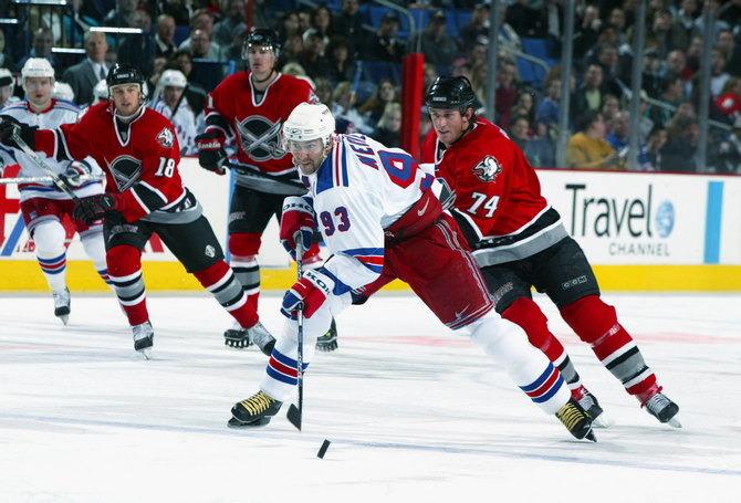 Happy 38th birthday to the one and only Jay McKee! Congratulations 
