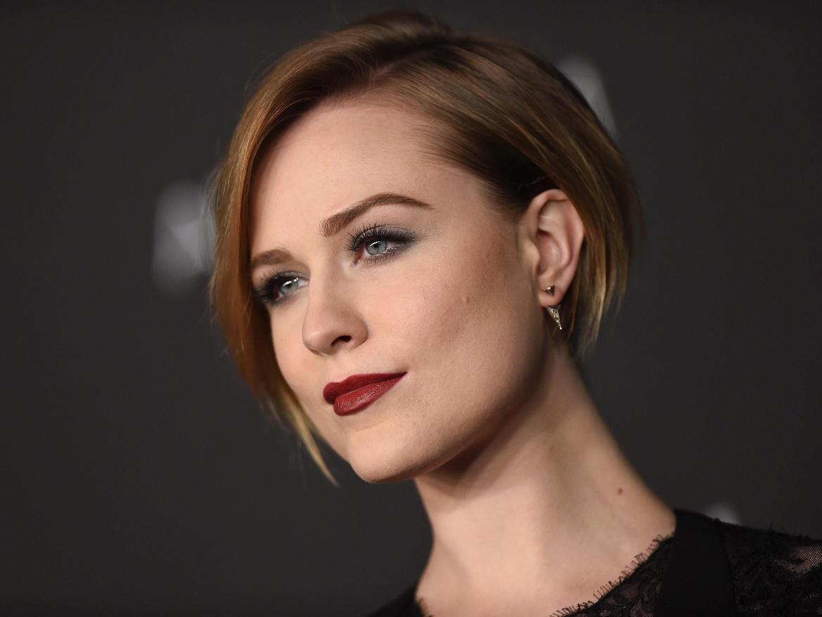  7 September 1987
Happy Birthday Evan Rachel Wood! More success and happiness. :) 