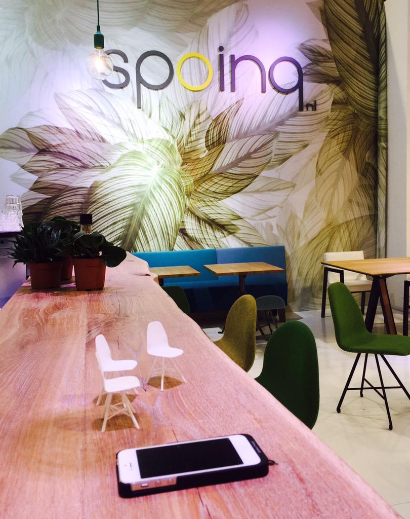 ChargingCompany's tweet photo. @Spoinq start met draadloos opladen geïntegreerd in meubilair. #innovatief #qi http://t.co/BGhnYbygaL