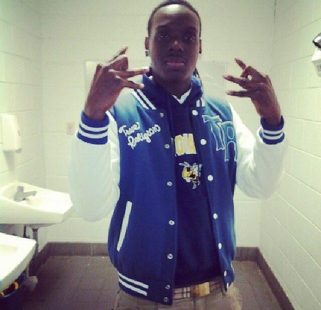 __hunchoup1ne's tweet photo. it's been a whole year w/ out you bro . I miss you & love you my niggah #LongLiveTix #SoufAfrika ππΎππΎππΌπΎ http://t.co/YMzprIP9d7