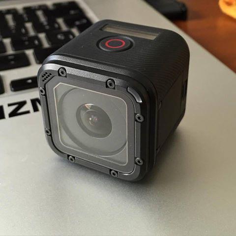 Mototechnik's tweet photo. Ya puedes encontrar en Mototechnik la nueva GoPro Hero 4 Session!!
#Mototechnik #GoPro #GoProChile #GoProsession http://t.co/2C2fEJLKOl