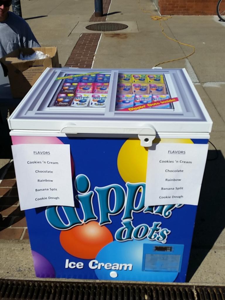 #DippinDots outside Collins Center to help fund MSU AGC .@murraystateuniv 

#SamaritanPurse
#DisasterServices