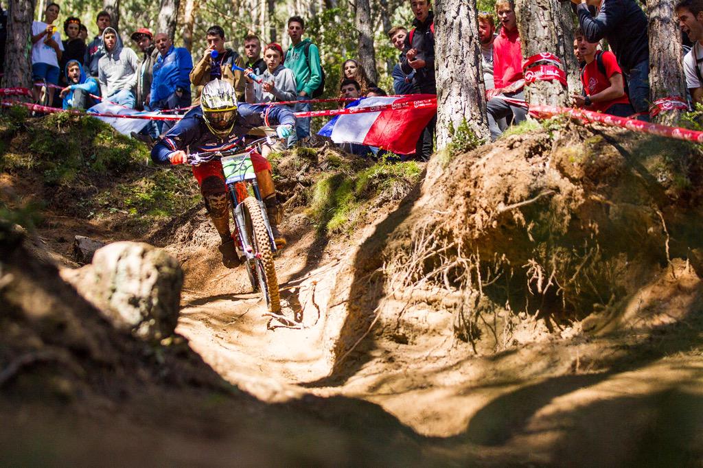 MCiriego's tweet image. 5ième des Championnats du Monde :) Événement de folie, la piste, la foule, l&apos;ambiance …  @DorvalFinance 
#Frenchteam