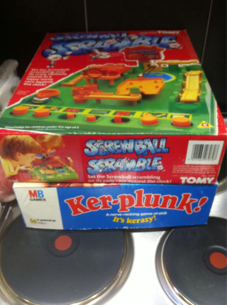 MatthewCooky's tweet image. Hi #northeasthour we are having a retro day over at The Mussel Club HQ. Do you guys remember these games ?