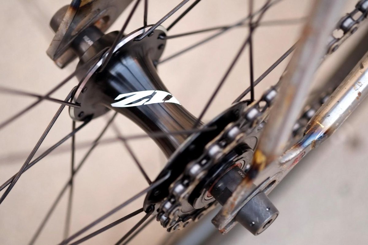 zipp 404 track wheelset