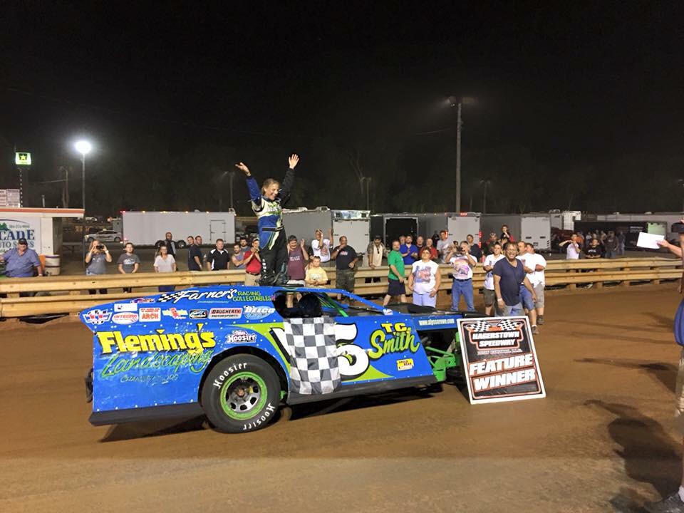 FarnersRacing's tweet image. Congrats @arowe55 #TeamFRC on finishing 3rd @BedfordSpeedway points for the year in #Emod class.
