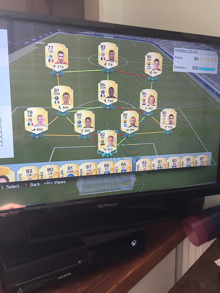 LFCSINCE1999's tweet photo. My first #FUTDraft team #FIFA16Demo http://t.co/gShTGGU2Fh