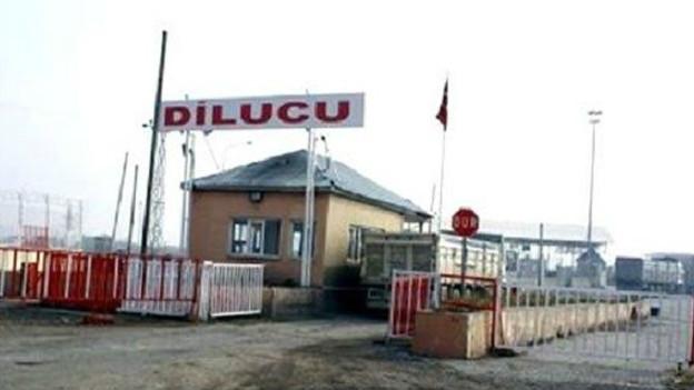 bbcturkce's tweet photo. #Iğdır Valiliği, saldırıda yaşamını yitiren 13 polis olduğunu açıkladı http://t.co/EI06jwGQcX #TurkiyedeBugun http://t.co/q1qFulSk5B