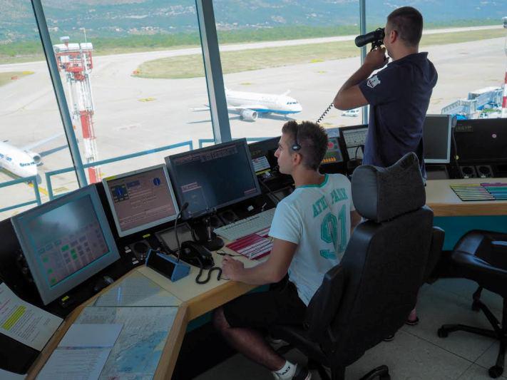 SoundsetRagusa's tweet photo. U tijeku je natječaj za kontrolore letenja u Dubrovniku @CroatiaControl http://t.co/vVPNZujbSZ http://t.co/AJeERXAf6W