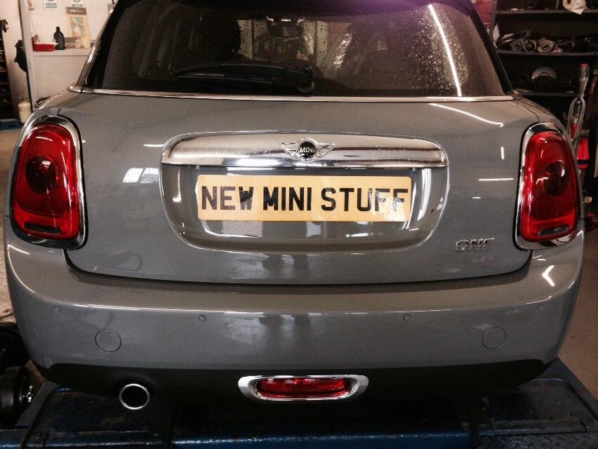 newministuff's tweet photo. Cobra pro park sensors fitted to #MINI F55 5 door #formbyhour http://t.co/cL2MKGewPv