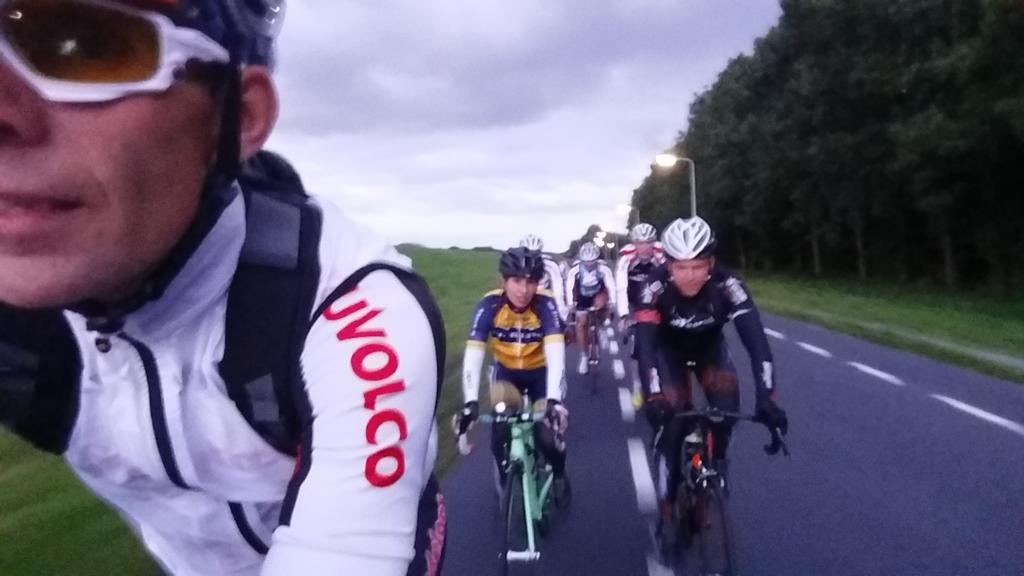mduson's tweet photo. Bekijk mijn rit van 67,9 km op Strava: http://t.co/mHEeHDAjmt avondje #prcdelta @RKuikstra @ienniminie @linkeludo http://t.co/WRvdtuMMYg