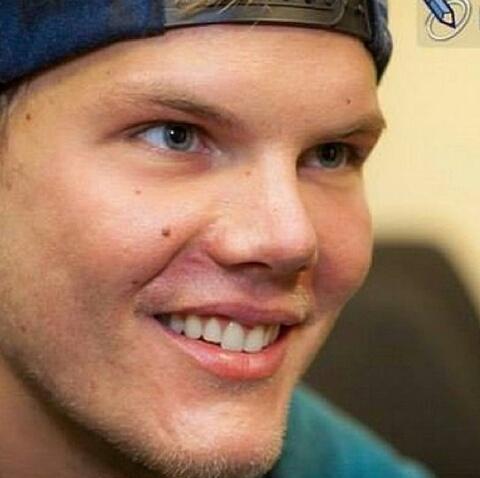Happy Birthday        Bergling 
Te quiero mucho Bae   