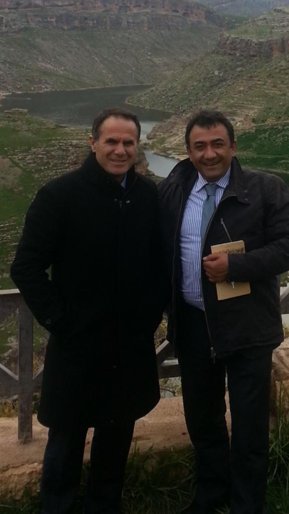 Eyvallah dostlar,
Eyvallah sevenler,
Eyvallah halimi bilenler..
 Sana da ""Eyvaallah""..
""AZİZ DOST"" <a href="/ilhanakartal/">İlhan Aydın KARTAL</a>