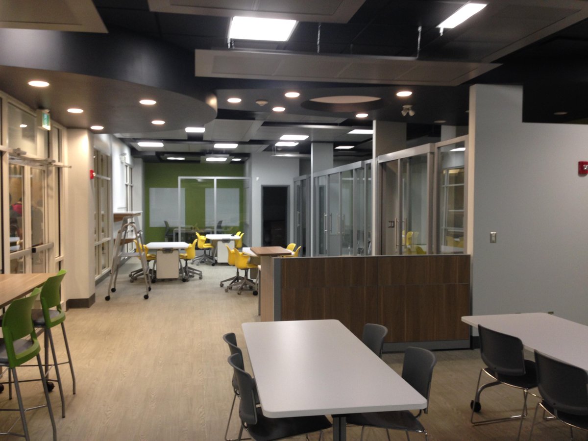 STCLAIRALUMNI's tweet image. Classes start today and the Genesis Centre for Entrepreneurship &amp;amp; Innovation opens next week. #stclairopportunities