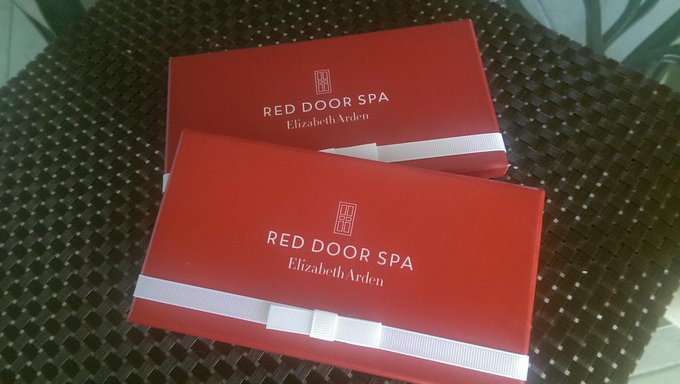 Great gift arrived from my niteflirt slave today!  Looks like a spa day is in my near future. I love