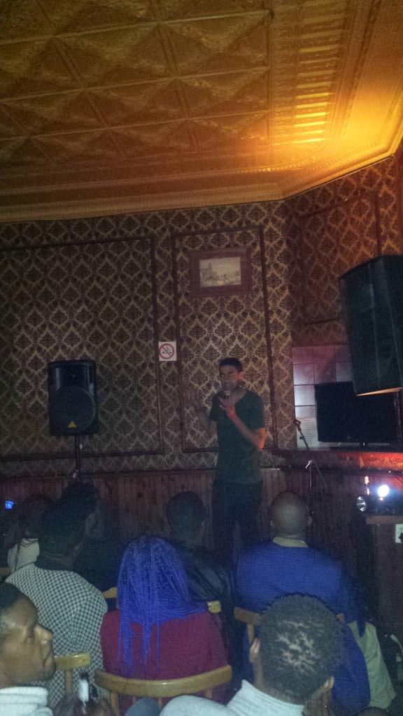 Prins_VR's tweet photo. We at #Kitchenersbar doing some stand up comedy... #sacomedy #catchthatcomedy http://t.co/8jdl8TpyiC