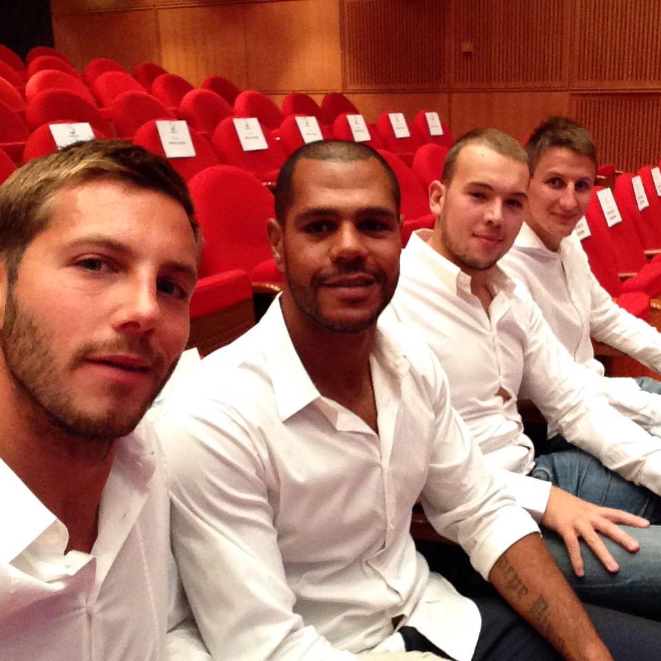 <a href="/MikeBodegas/">Michael Bodegas</a> #Sukno e #Mandic i nuovi arrivi pronti per la presentazione @ProRecco1913 <a href="/dgsportadvisor/">DG Sport Advisor</a>