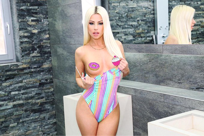 Yummy 😋🍩🍰 "Strap On Anal Lesbians #03" @EvilAngelVideo http://t.co/HQmfrsvKi9<a class="tags" href="/tag/evilangelvideo">@evilangelvideo</a><a href="/tag/dirtyblowjob"class="tags"><span>#dirtyblowjob</span></a>