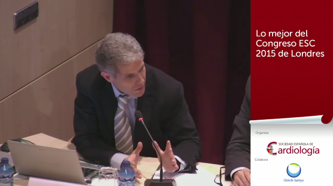 secardiologia's tweet photo. Los doctores @JoseJuanatey y @mi_cardiologo moderan el debate de la sesión #postESC15 http://t.co/AfMQw5LLDK