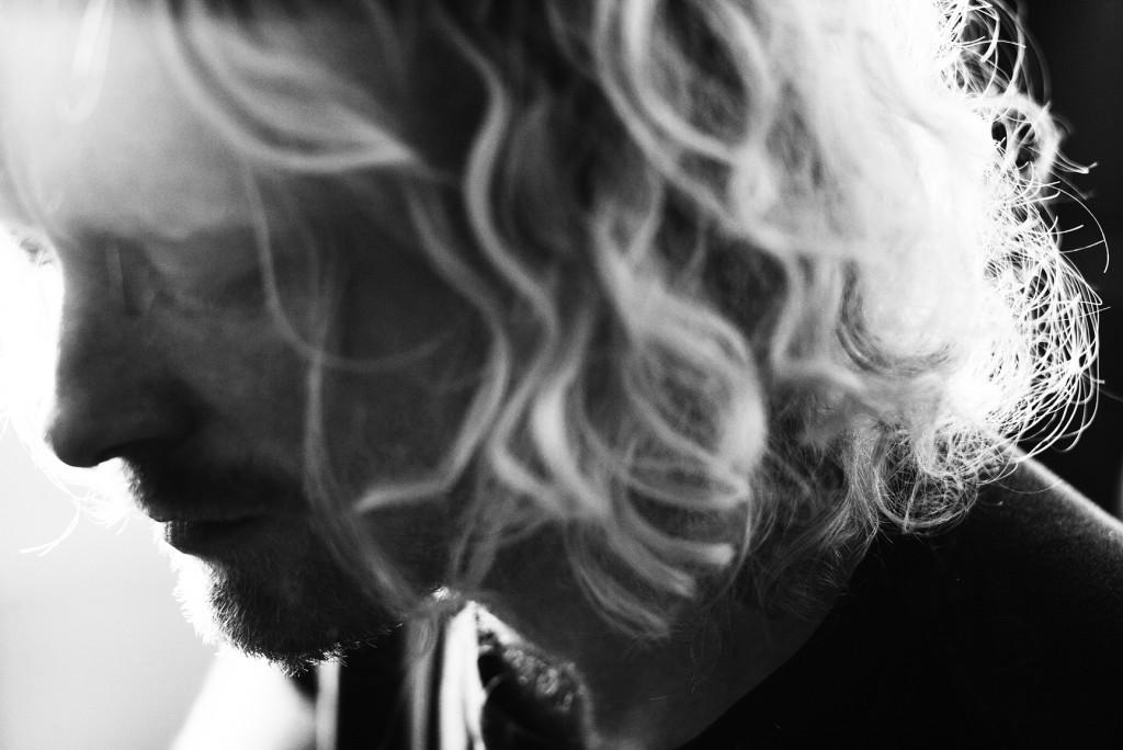 EarsplitPR's tweet image. @kristianharting Returns With Sophomore LP Via Exile On Mainstream; New Track Playing earsplitcompound.com/site/2015/09/0…