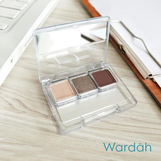 10 Rekomendasi Eyeshadow yang Tahan Lama Sekaligus Mudah 