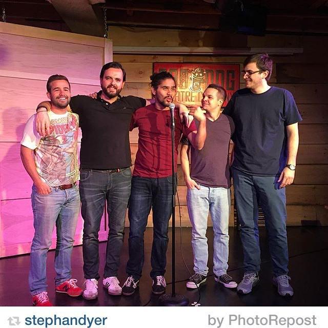 isaacluy's tweet photo. @malpensando en el pre-estreno de la 1era temporada de #Improvable en @baddogtheatre La pr… http://t.co/ACvKFMPLEw http://t.co/pKzjZZyISF