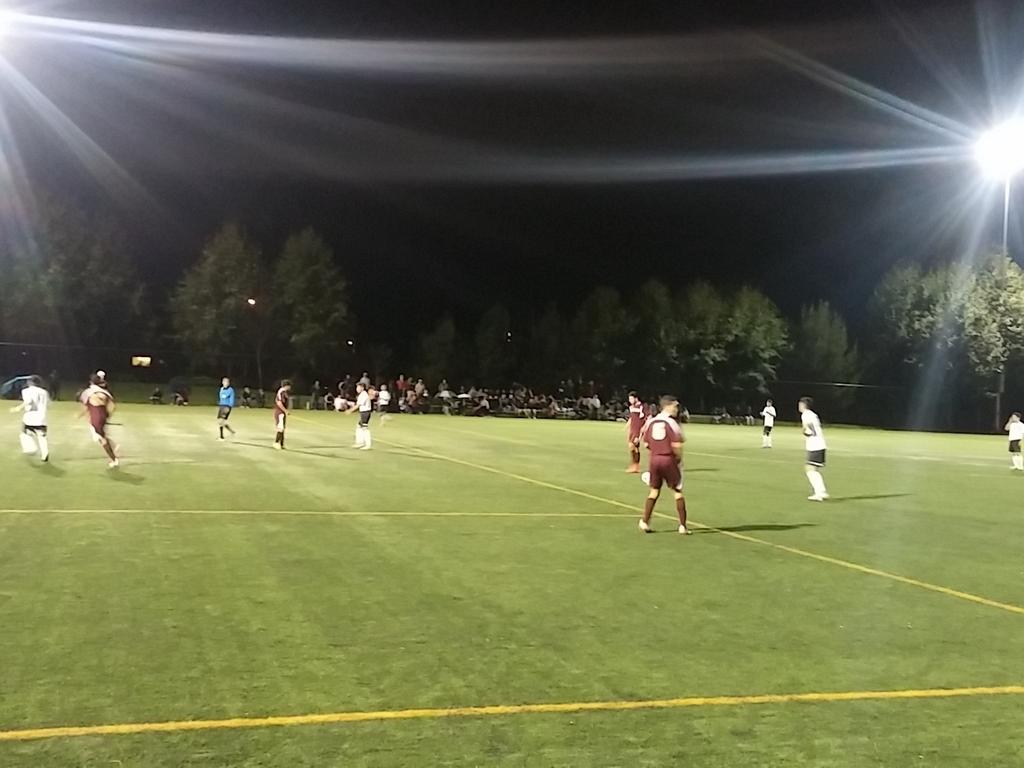 Jags Boys hosting Milwaukie, CHS up 2 to 1. Khalid and Luis Olaya score. #GoJags