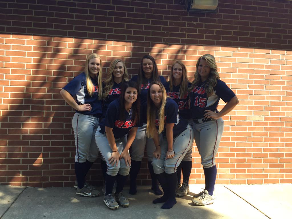 malorimbelcher's tweet photo. this is the year we cross the line. #lastride #hillcatfamily #hillcatnation #seniors  @rsusoftball << follow us 🐾 http://t.co/DVTXfhGynj