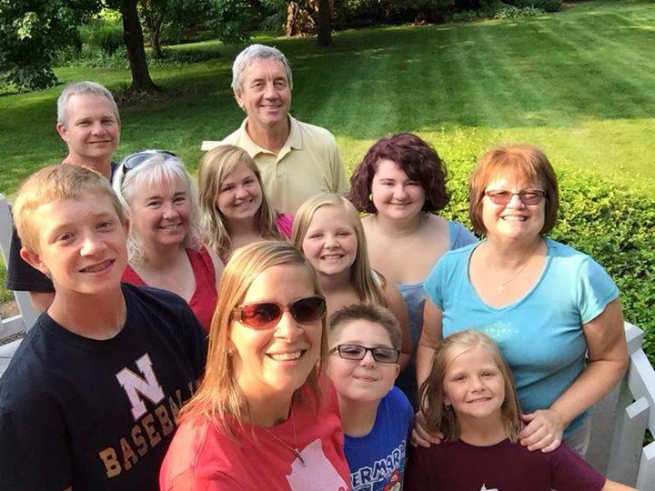 江门喝茶修车资源 (@andflamdhsbbf) on Twitter photo Mi familia. #cakeboss Mi familia. #cakeboss