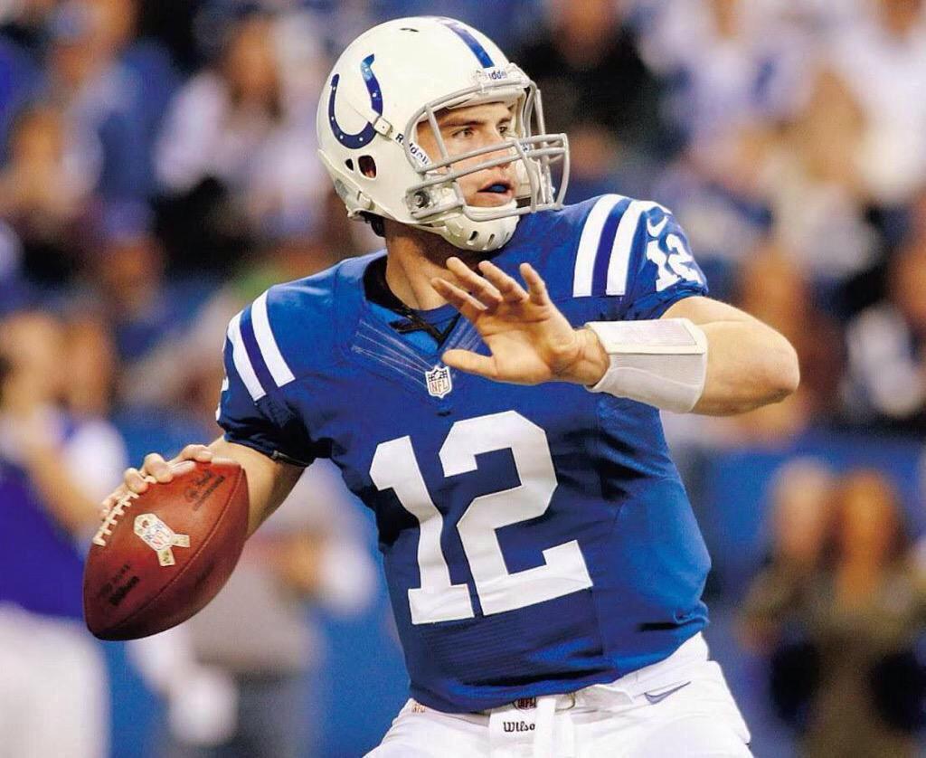 SportBrackets00's tweet photo. -Best NFL QB-
Championship

RT - Andrew Luck

Fav - Drew Brees http://t.co/nyRkrryRMc