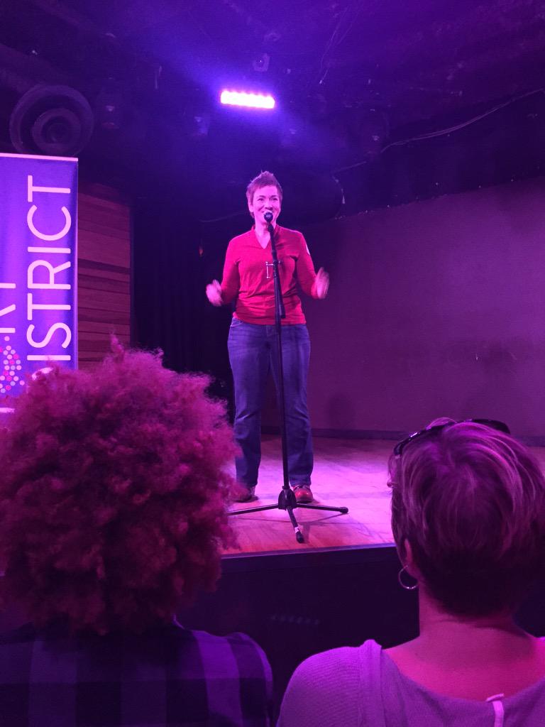 ecasey2323's tweet photo. Listening to our girl Molly Kelly do her thing for @StoryDistrict at @WhatsUpAtTown http://t.co/ggvoOeX7ht