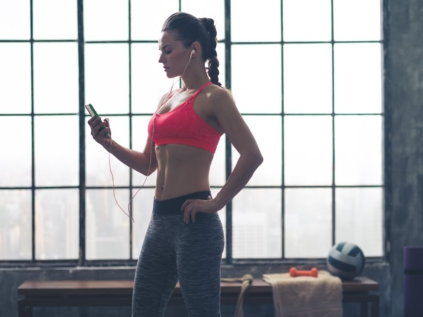 corelifeeatery's tweet photo. Running works your six-pack rectus abdominis &amp; also the deeper core muscles! #beonethecourt http://t.co/hXFhwpY8cs