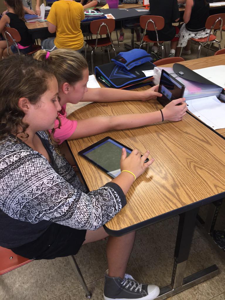 Jason_Olinger's tweet photo. Great seeing @BrookColts teachers jump right in with #OlingerSAMR #ProfessionalDevelopment. @BookCreatorApp #ColtTech http://t.co/A8EgTlyory