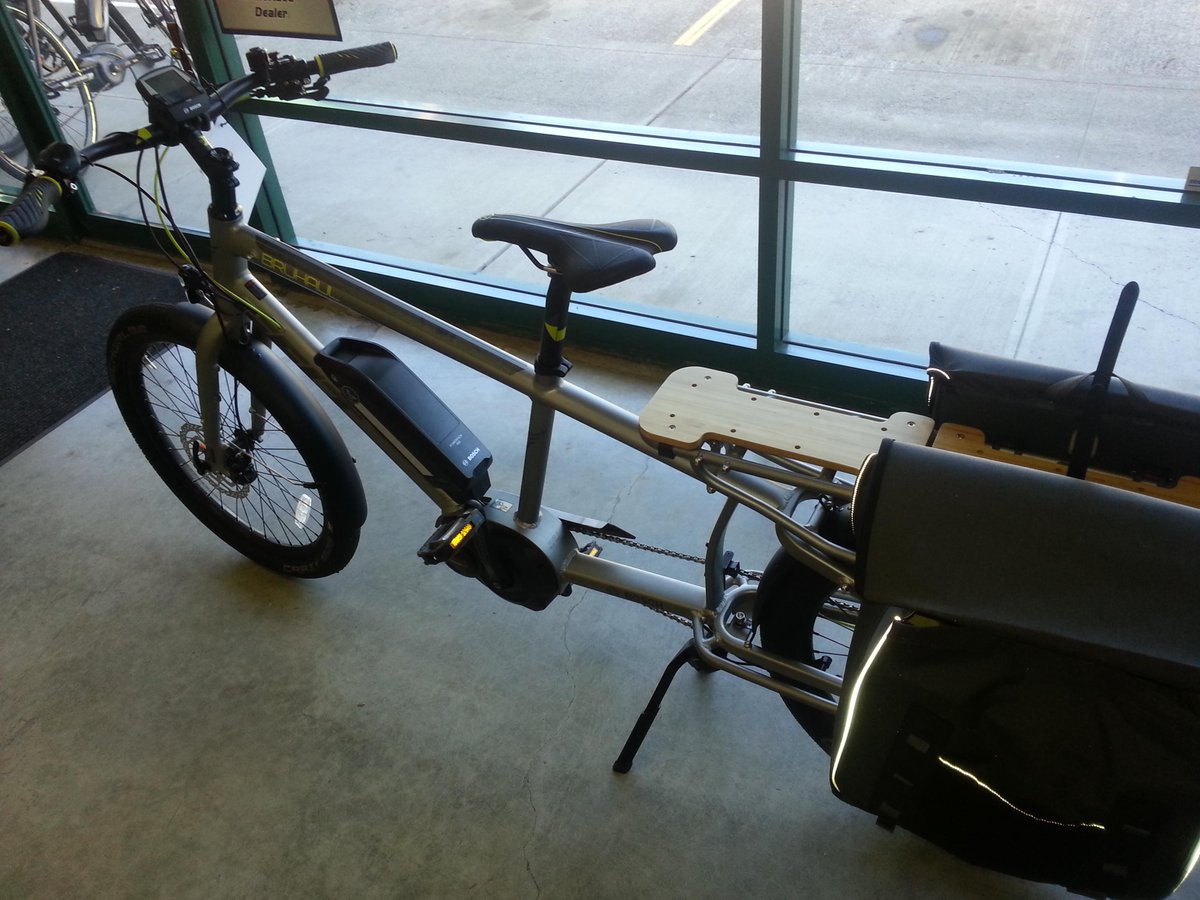 Love cargo bikes? Come check out the NEW Brühaul, Felt's new featherweight electric cargo bike! #Carryyourworld