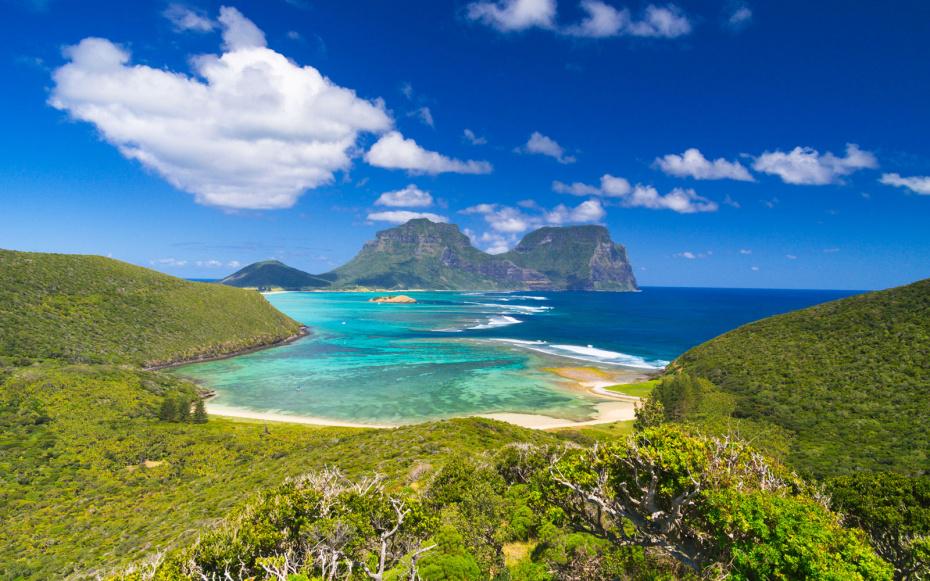 TravelLeisure's tweet image. The best secret beaches on earth: trib.al/soF3Eqg