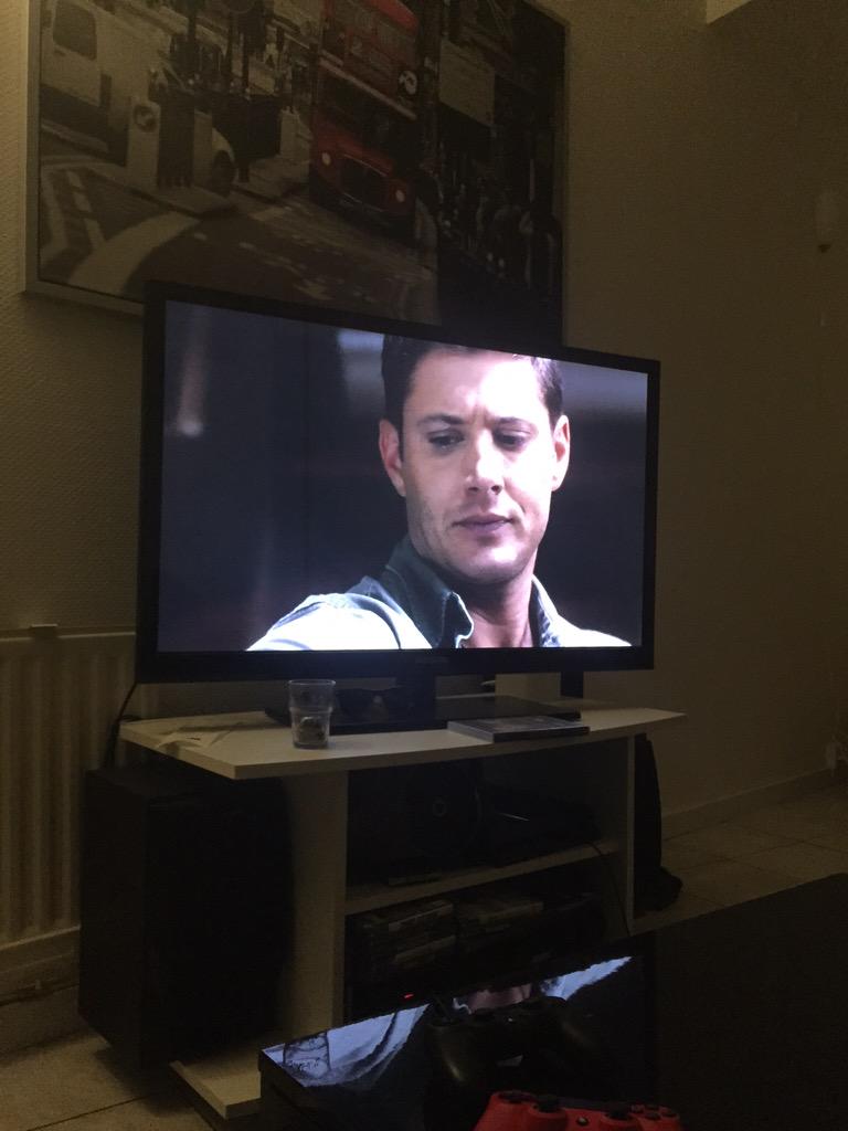 Supernatural 4 the win!💪🏼😎 #sluttylittleyoda <a href="/JensenAckles/">Jensen Ackles</a> <a href="/jarpad/">Jared Padalecki</a> <a href="/Serynitor/">Serynitor</a>