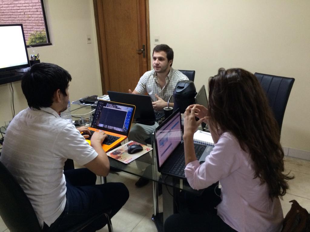 impulsopy's tweet image. El trabajo en equipo es un IMPULSO de todo emprendimiento!! #ImpulsandoIdeas