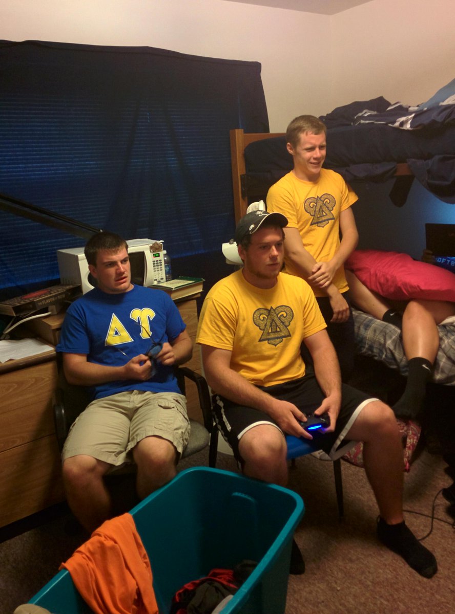 CSCDeltaUpsilon's tweet image. These brothers are getting ready for ΔΥ's video game tournament tonight at 7 in McDonald. If you're reading this,...