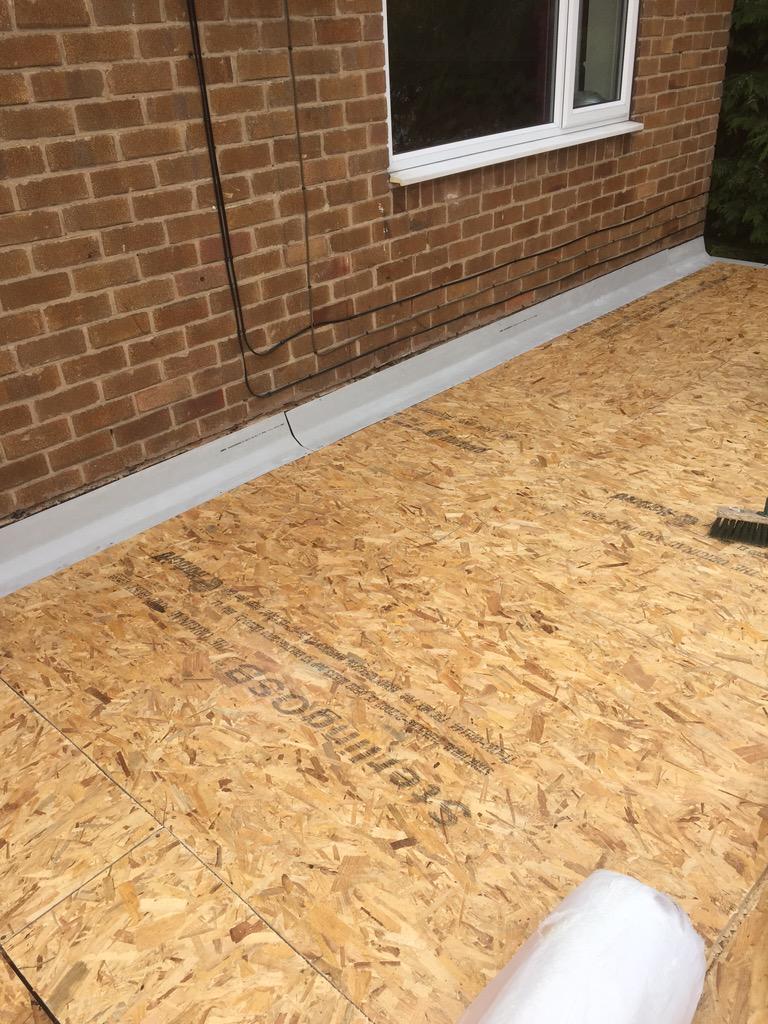 cwilsonroofing's tweet photo. Complete strip off and re board with a GRP fibreglass finish #newroof #flatroof #fibreglass #happycustomer http://t.co/OZ3zXCh5Bd