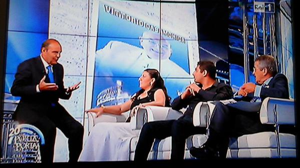 Porta a Porta: Vespa con i Casamonica e si scatena la polemica ovunque