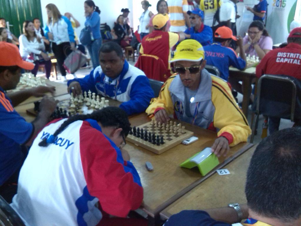 <a href="/Javier850/">Javier Barrios</a> <a href="/Contodasytodos/">ConTodasYTodos</a> @MARYOANGEL <a href="/IrisMirabal/">Iris C Mirabal</a> 6ta ronda #juegosparanacionalesyaracuy2015