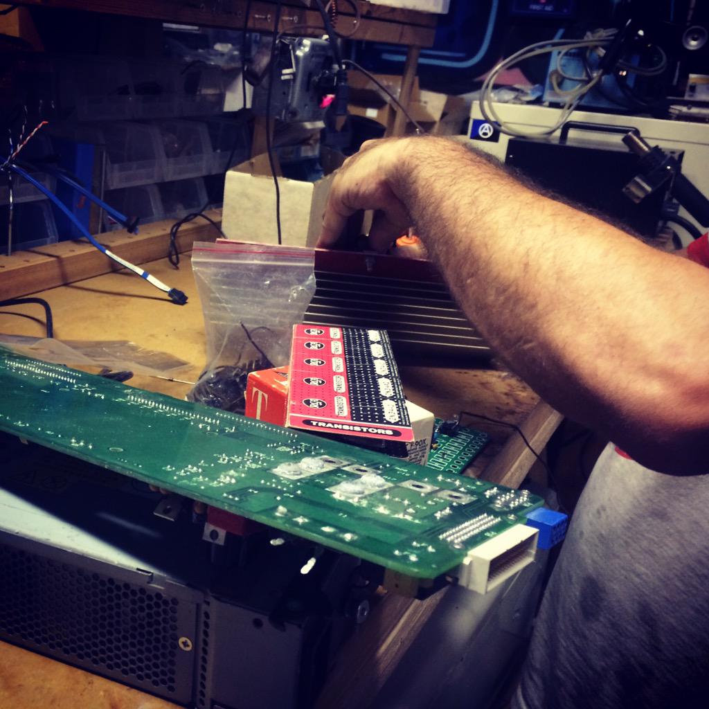 sudoroom's tweet image. Tuesday evenings @sudoroom :: our hardware hack night lasting to the wee morning hours! sudoroom.org/events/hardwar…