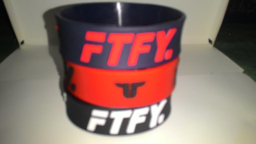 cepspaskor's tweet image. #whrisband#gelangkaret#gantungankuncikaret#gantungankunci#gelangkancing#tatakangelas#tempelankulkas#label
Bbm5418DF0D