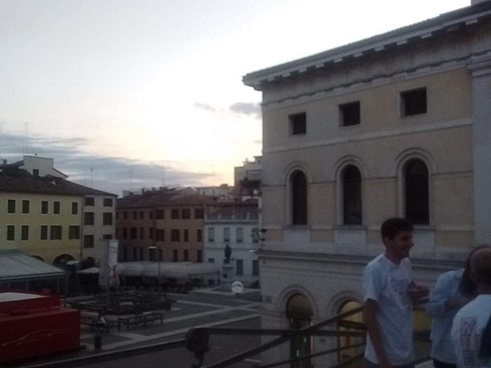 StatMarathon15's tweet photo. alba a #SuS meno di un'ora alla fine... http://t.co/SqiLCd4QN0