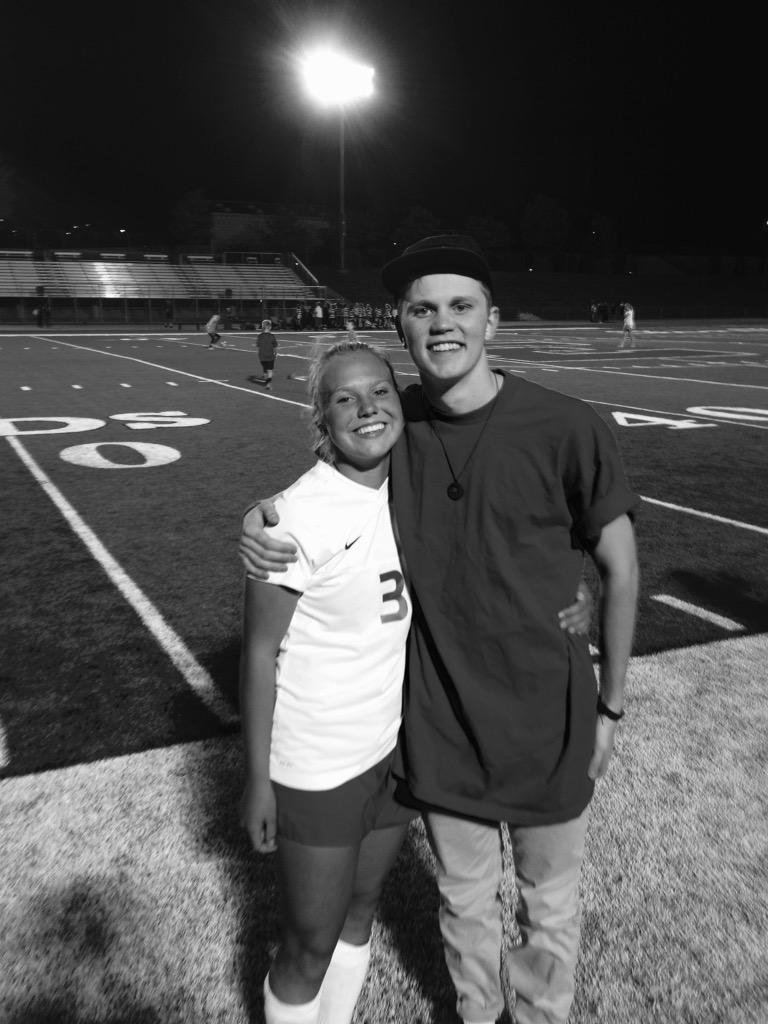 FullerJed's tweet photo. #3 and the rest of the Bears killed it today!🐾 #Lovemyneighbor http://t.co/a2tD46g6mz