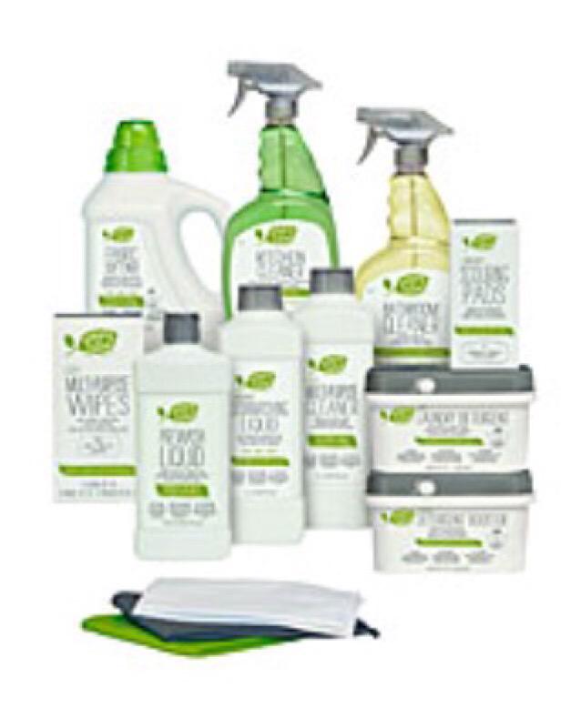 Yolierm83's tweet photo. #Cleaning #products #bundle #LegacyOfClean #Natural #amway http://t.co/OGn09KhqxT